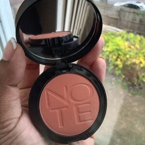 Coral blush
